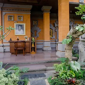 Desak Putu Putra Habitación en casa particular